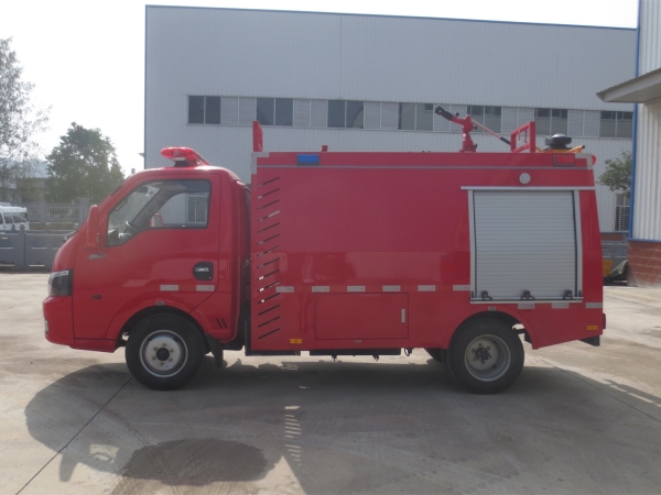 途逸單排水罐消防車（藍(lán)牌）