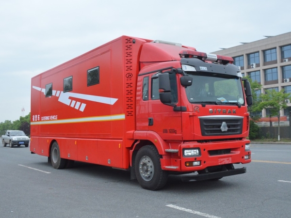 JDF5180TSYZ6型宿營車